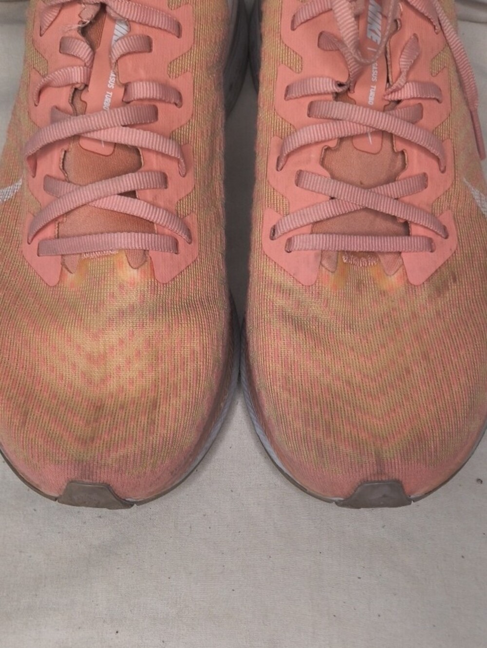 Nike Women's Peach/Pink Athletic Running Shoes Size 9 AM - Picture 3 of 10
